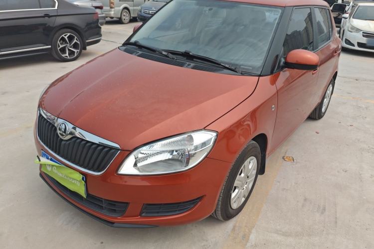 Used Skoda Fabia 2014 1.4L Automatic Crystal Edition