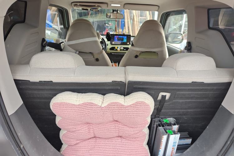 Used Geely Galaxy Panda 2024 Panda Mini 200km Endurance Bear Trunk