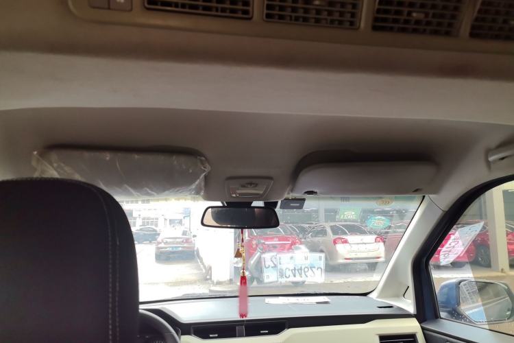 Used Wuling Hongguang PLUS 2019 1.5T Manual Comfort Version 7 Seats
