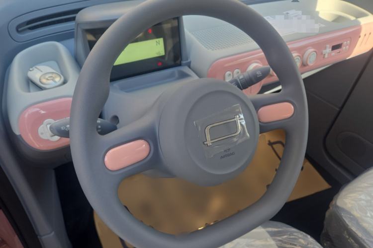 Used Bestune Pony 2026 Model 222km Cute Horse Steering Wheel