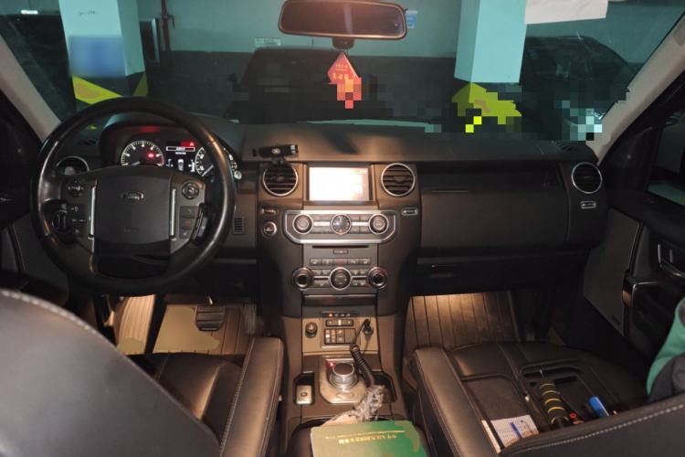 Used Land Rover Discovery 2016 3.0 SC Obsidian Black Heritage Edition SE