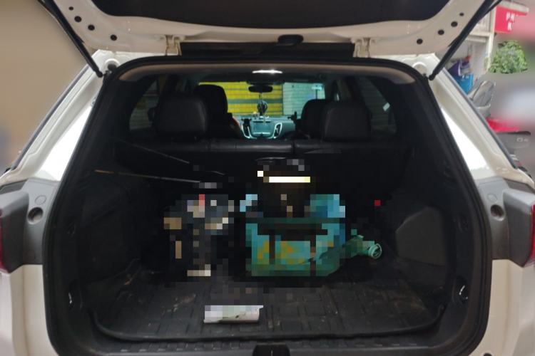 Used Chevrolet Equinox 2019 535T Automatic Lingjie Edition China VI Standard Trunk