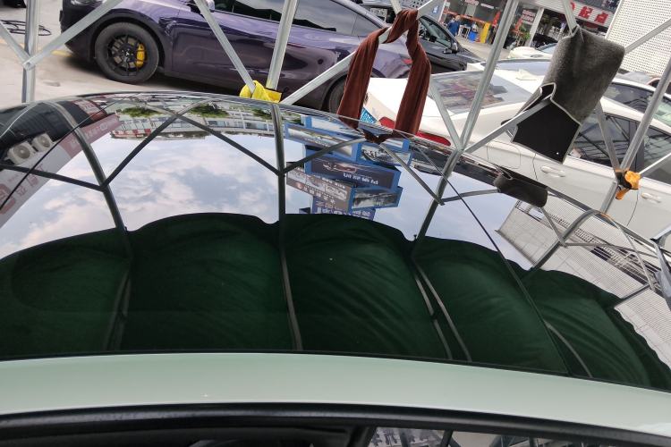 Used Tesla Model 3 2025 Rear-Wheel-Drive Version Roof