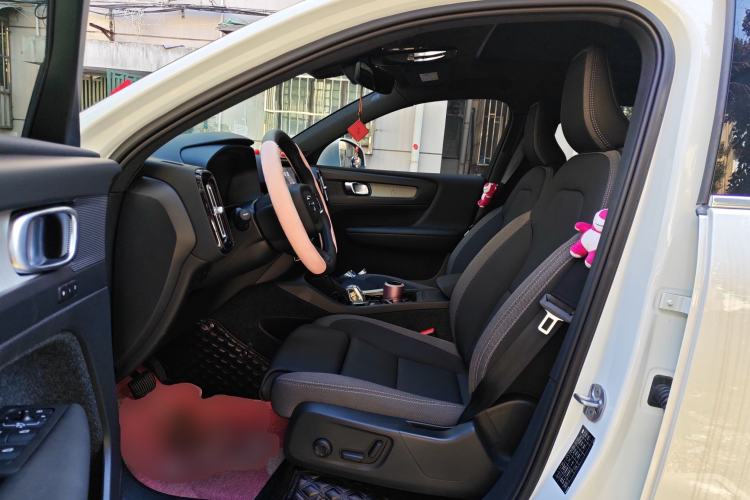 Used Volvo XC40 2023 B3 Zhiyuan Luxury Edition