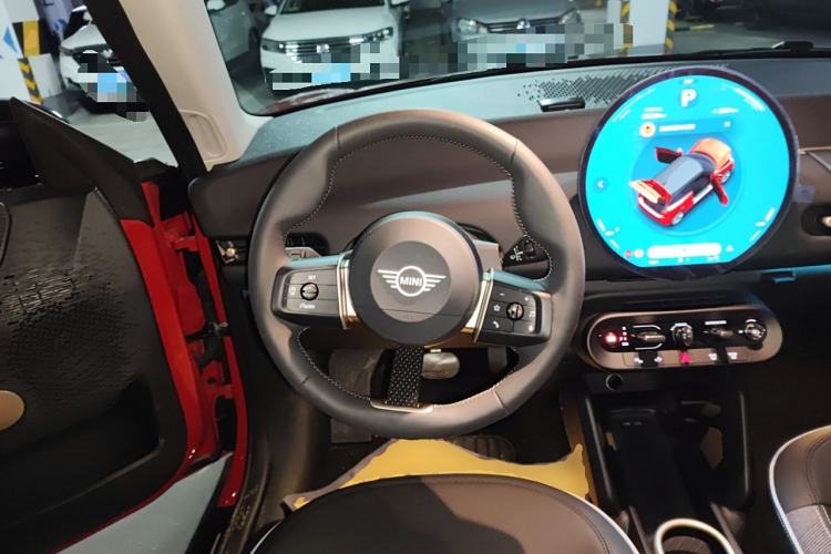 Used MINI Electric MINI COOPER 2025 456km COOPER E Classic Style
