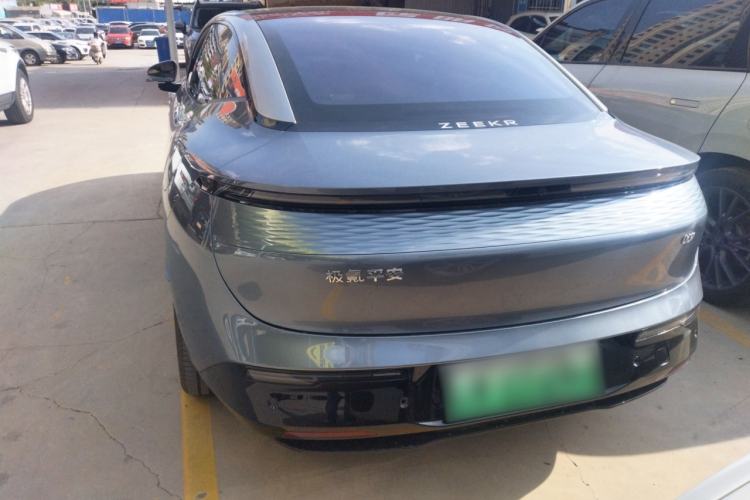 Used Zeekr 007 2024 Rear-Drive Enhanced Version 75 kWh
