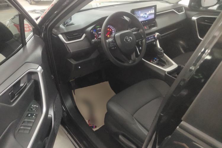 Used Toyota Wildlander 2023 2.0L CVT Two-Wheel Drive Leading Edition