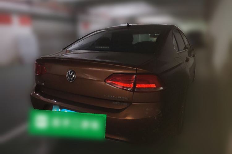 Used Volkswagen Lamando 2017 230TSI DSG Fashion Edition Rear Right 45 Deg