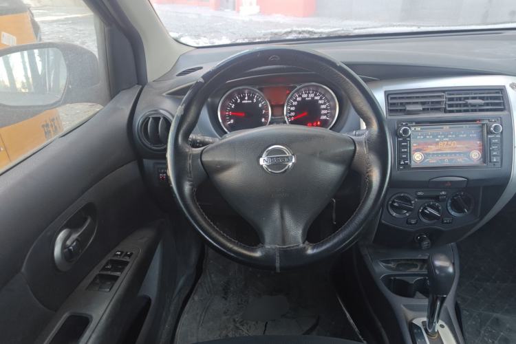 Used Nissan Livina 2013 1.6XE CVT Comfort Edition Steering Wheel