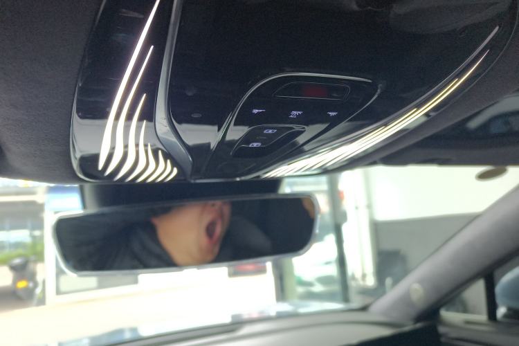 Used VOYAH PASSION 2023 Four-Wheel Drive Flagship Edition
