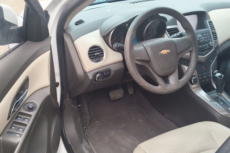 Used Chevrolet Cruze 2015 1.5L Classic SE AT
