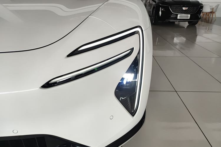 Used Avatr 06 2025 Ultra Pure Electric Edition Left Front Headlight