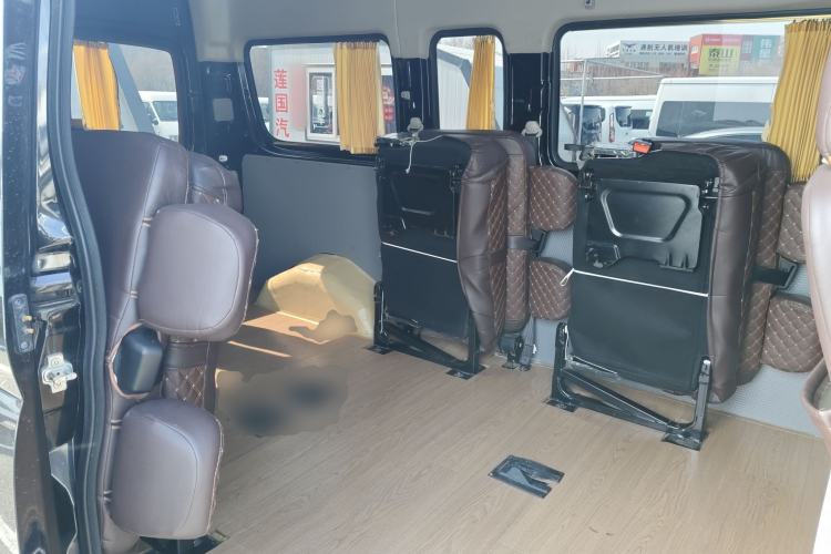 Used SAIC MAXUS Xintu V80 2023 2.0T Manual Classic Aoyuntong Long Wheelbase Mid-Height 6/7/8/9-Seater Left Rear Seat