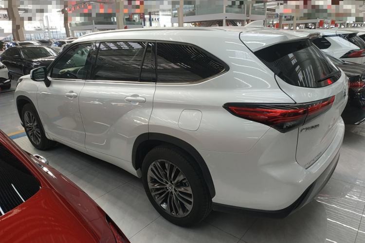 Used Toyota Highlander 2026 Model 2.5L Intelligent Electric Hybrid Dual-Engine Two-Wheel-Drive Luxury Edition 7-seater