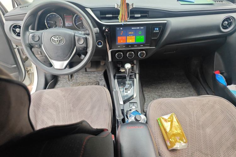 Used Toyota Corolla 2018 1.2T S-CVT GL-i Zhihui Edition Interior 2