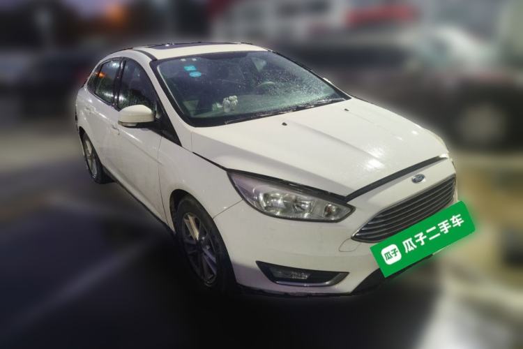 Used Ford Focus 2015 Sedan 1.6L Automatic Trend Model Front Right 45 Deg