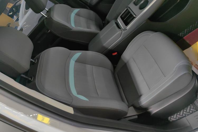 Used AION Y 2024 Younger