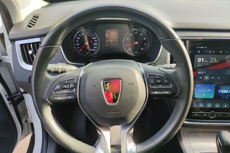 Used Roewe RX5 2018 20T Two-Wheel Drive Automatic Internet Smart Edition