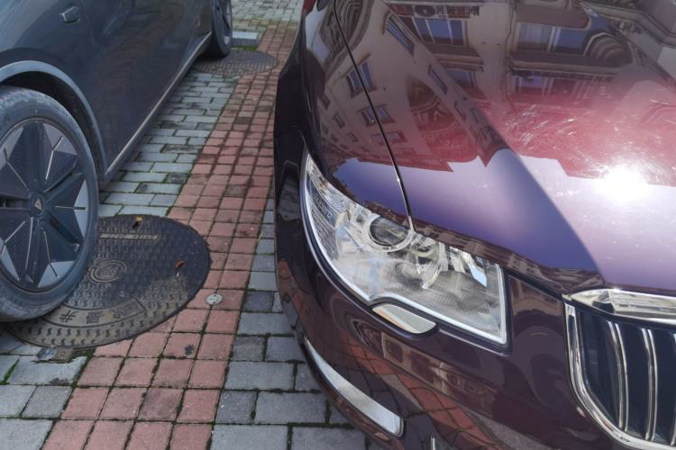 Used Skoda Superb 2009 1.8TSI Automatic Elegant Edition Right Front Headlight