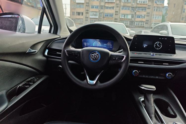 Used Buick Velite 6 2023 430km Range Commuter Version
