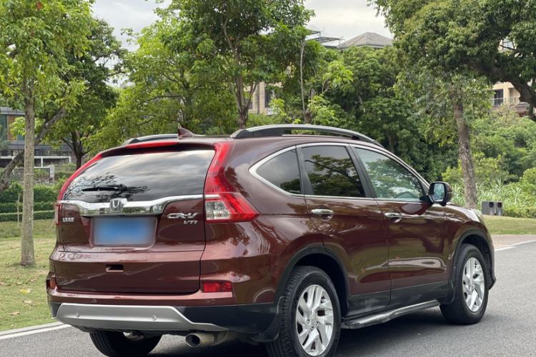 Used Honda CR-V 2015 2.4L two-wheel drive luxury version Exterior 5