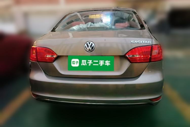 Used Volkswagen Sagitar 2014 1.6L Manual Comfort Model
