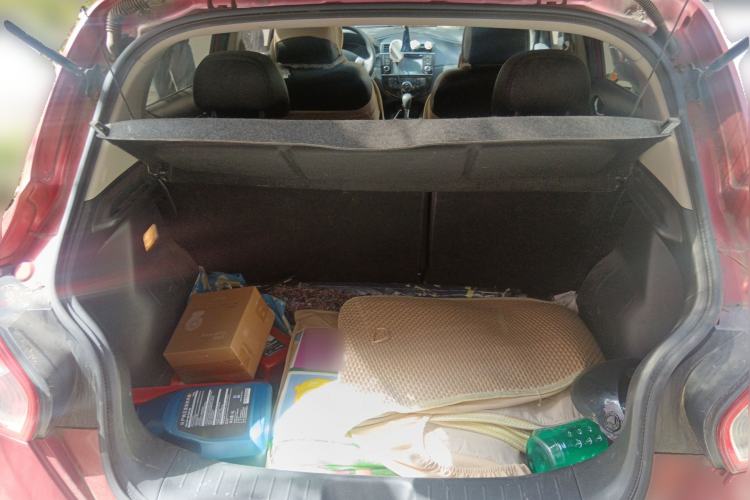 Used Nissan Tiida 2011 1.6L CVT Smart Version Trunk