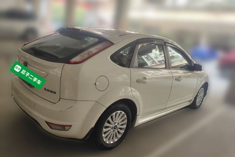 Used Ford Focus 2013 Hatchback Classic 1.8L Manual Fashion Edition
