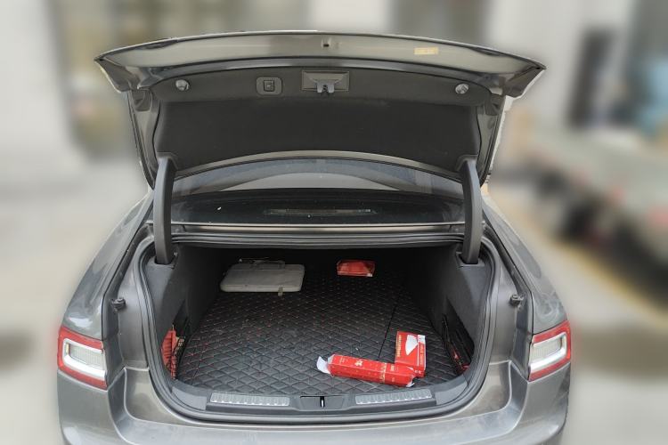 Used Lincoln Continental 2017 2.0T Two-Wheel Drive Deluxe Edition
