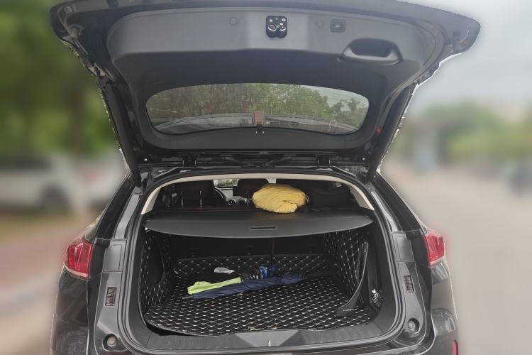 Used Wey VV7 2017 2.0T Flagship Model Trunk