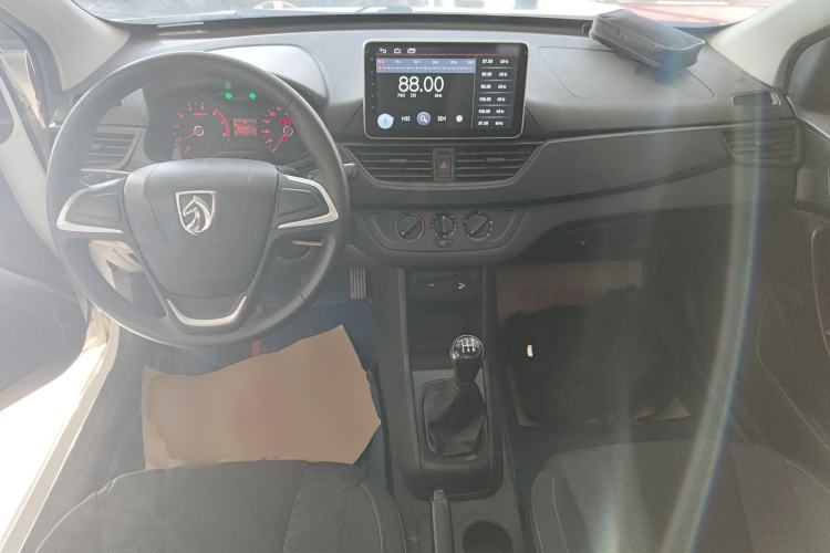Used Baojun 310 2016 1.2L manual Comfort trim level