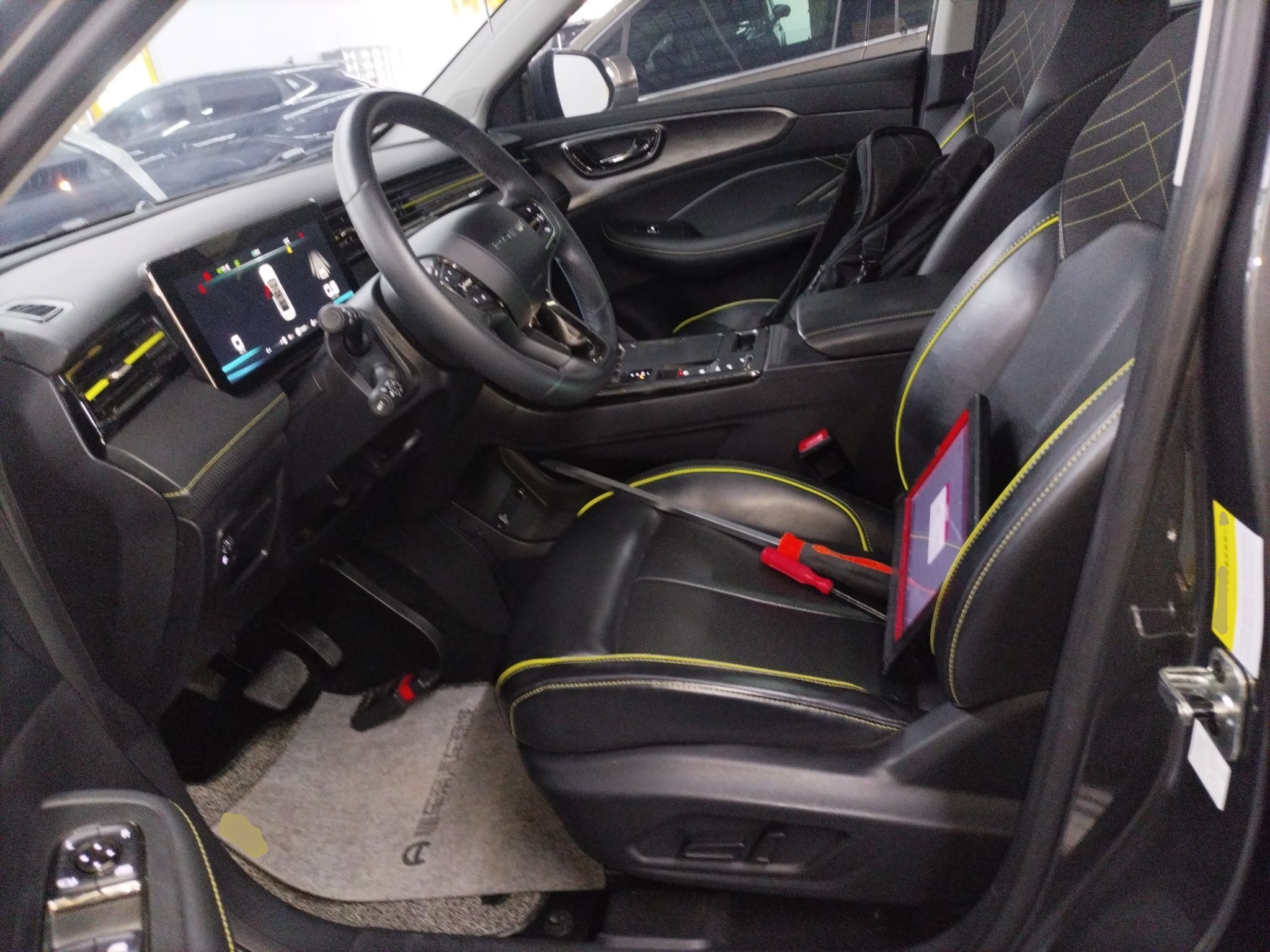 Переднее сиденье в автомобиле