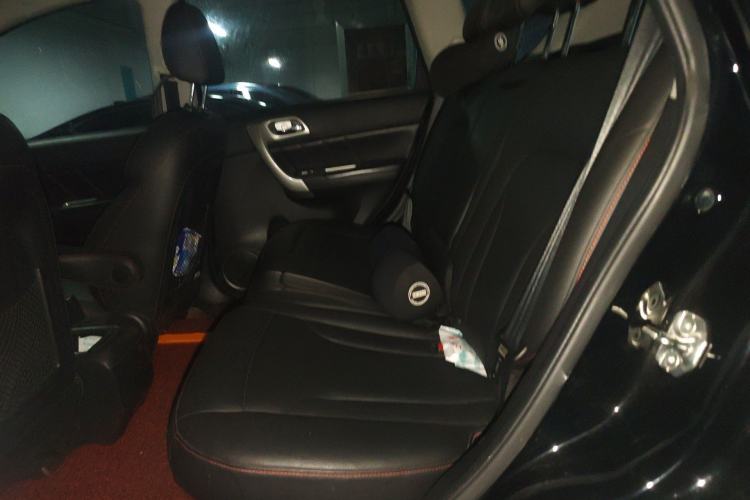 Used Haval H6 2016 Upgraded Model 1.5T Automatic Two-Wheel Drive Elite Version
