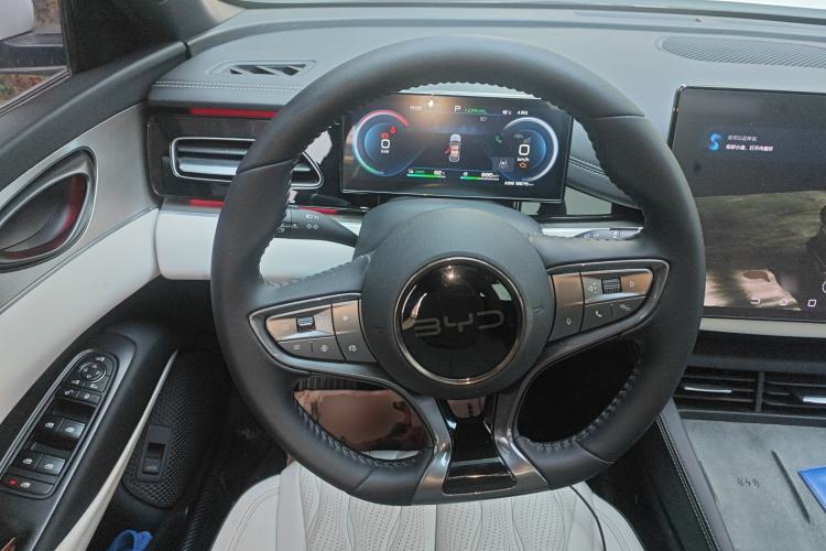 Used BYD Seal 06 New Energy 2024 DM-i 120KM Flagship Model