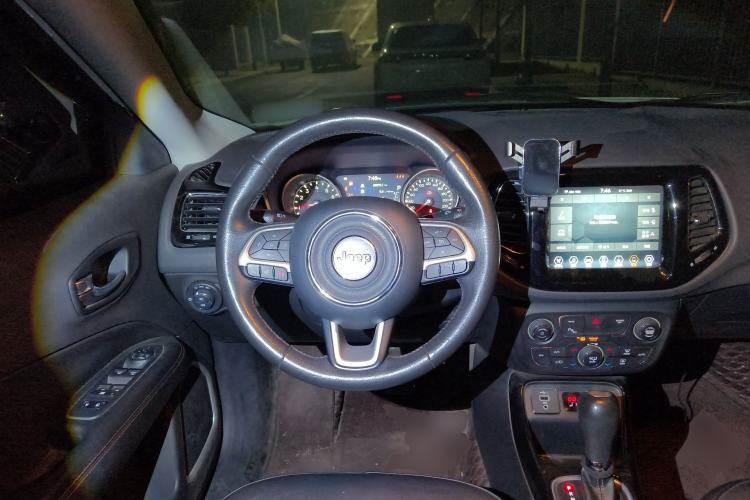 Used Jeep Compass 2019 220T Automatic Family Edition