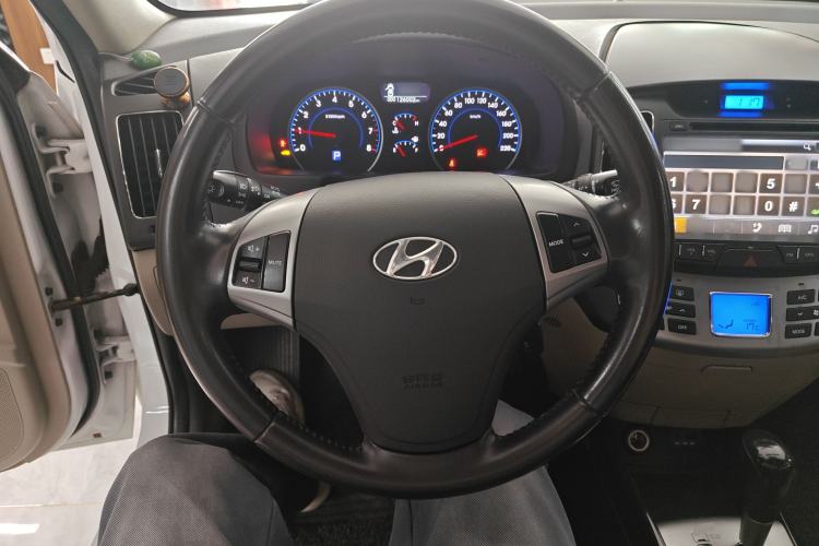 Used Hyundai Celesta 2011 1.6L Automatic Luxury Version