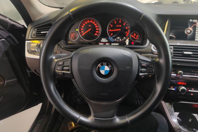 Used BMW 5 Series 2014 525Li Luxury Design Package