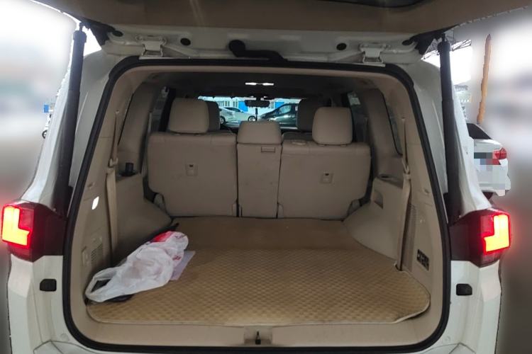 Used Toyota Land Cruiser 