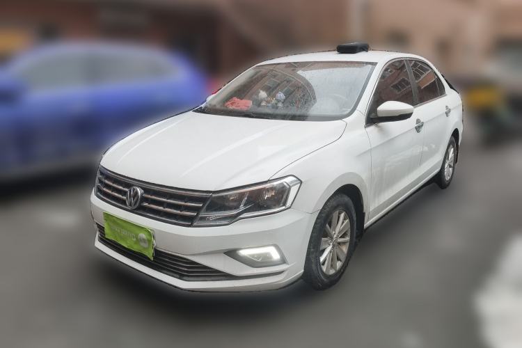 Used Volkswagen Jetta 2017 1.4L Manual Fashion Edition