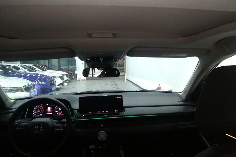 Used Honda Accord 2025 260TURBO Luxury Edition Headliner