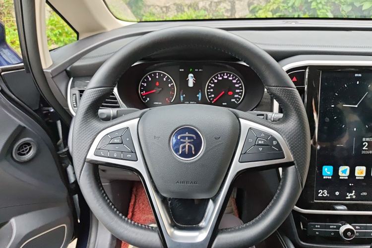 Used BYD Song MAX 2018 1.5T Automatic Smart Connect Luxury 6-Seater
