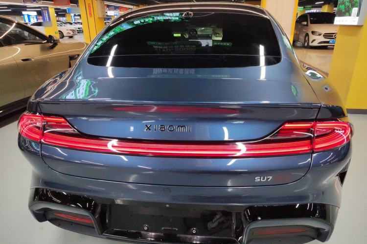 Used Xiaomi Auto SU7 2024 Four-Wheel Drive Ultra-Long Range Advanced Intelligent Driving Max Edition
