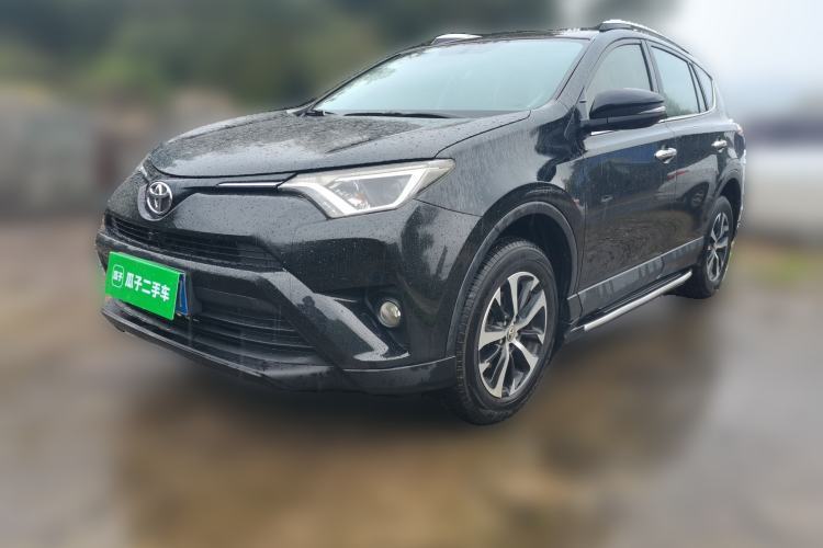 Used Toyota RAV4 2016 2.0L CVT Two-Wheel Drive Fashion Edition China V Standard
