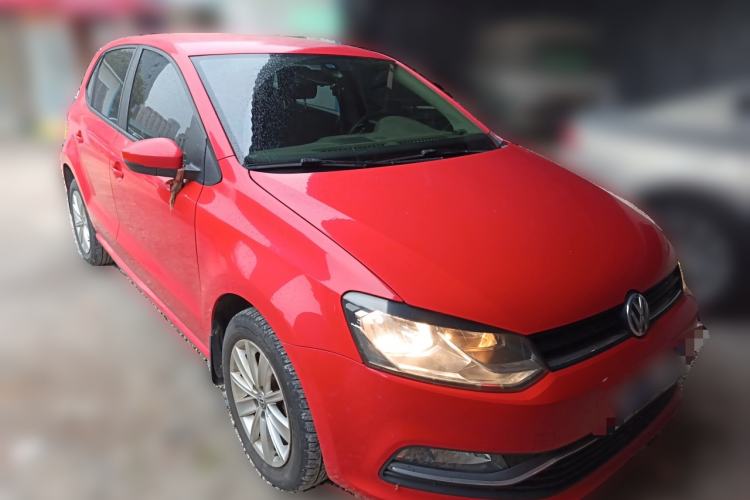 Used Volkswagen Polo 2014 1.6L Automatic Comfort Edition Front Right 45 Deg