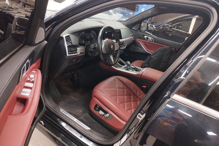 Used BMW X5 2022 Restyled xDrive 40Li Luxury Edition M Sport Package