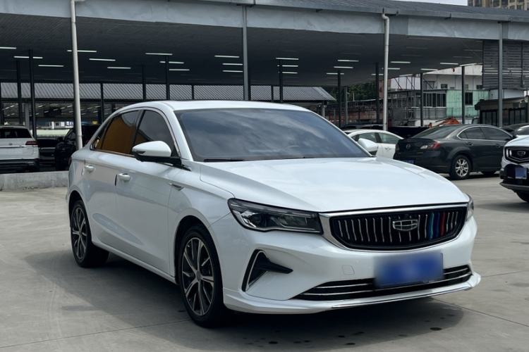 Used Geely Auto Emgrand 2022 4th Generation 1.5L CVT Flagship Model
