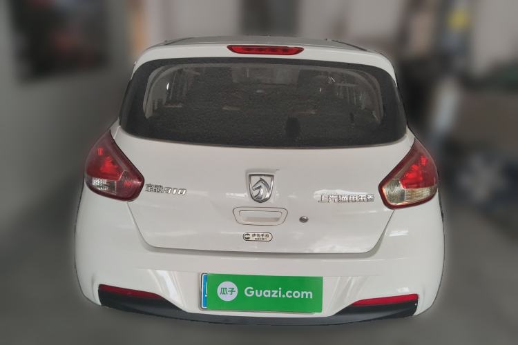 Used Baojun 310 2016 1.2L manual Comfort trim level