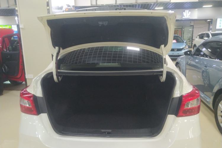 Used Nissan Sylphy 2021 Classic 1.6XE CVT Comfort Edition Trunk