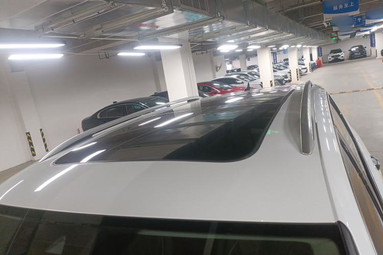 Used Volkswagen Tiguan L 2023 Restyled 330TSI Automatic Two-Wheel Drive R-Line Enhanced Comfort Version