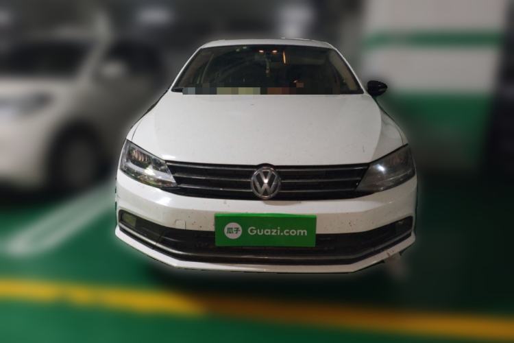 Used Volkswagen Sagitar 2017 1.6L Manual Comfort Model Front